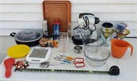 Kitchen-Ware Including Pyrex 4c. Measuring Glass,