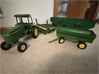 Ertl John Deere tractor, planter, wagons