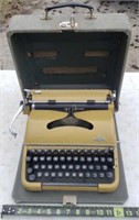 Groma Typewriter