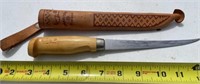 Fillet knife w leather case