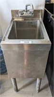 STAINLESS HAND WASH SINK