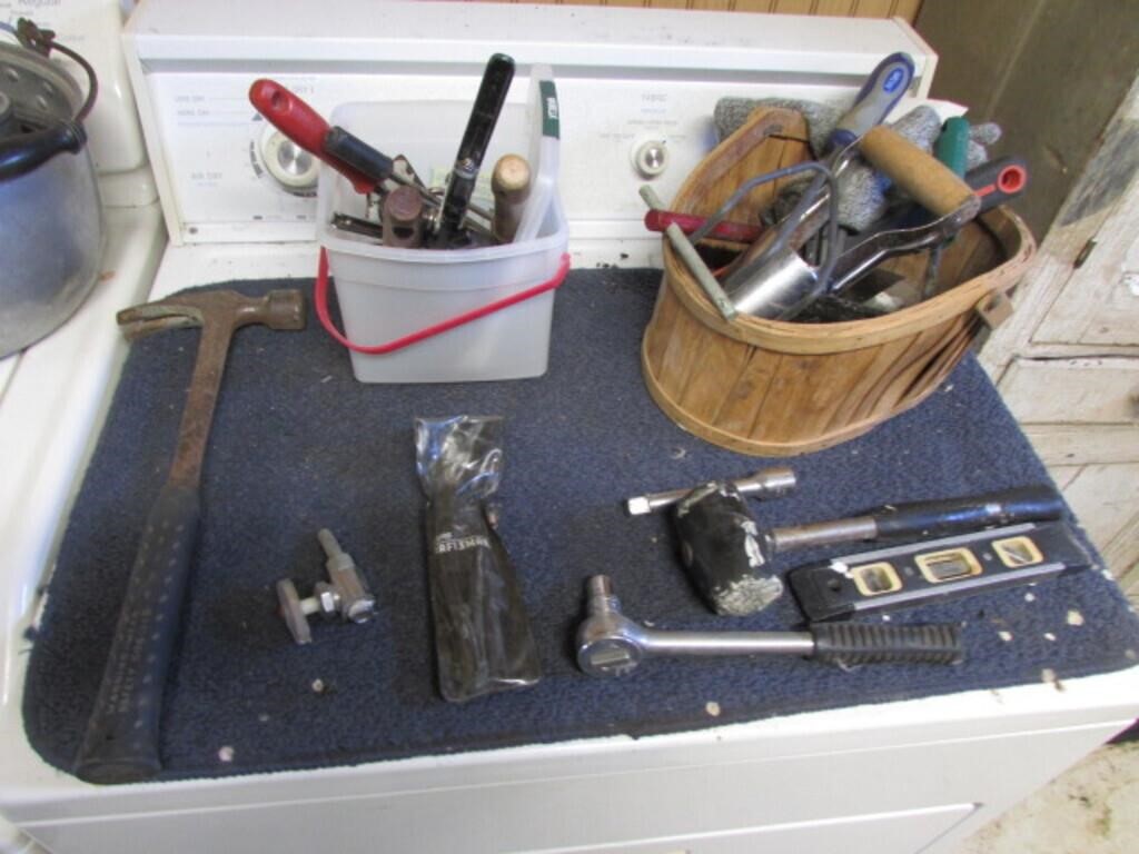 all tools & hammer