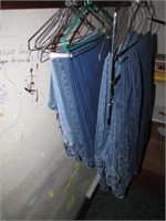 clothes & blue jeans incl:carhartt