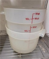 18 QT AND 10 QT CAMBRO CONTAINERS