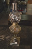 VINTAGE OIL LAMP