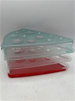 Tupperware pizza slice containers