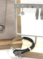 Swarovski Elements SS Earrings Necklace &