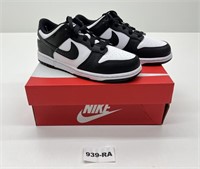 NIKE KIDS DUNK LOW SHOES - SIZE 2.5Y