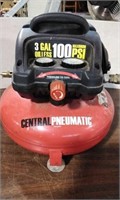 Central Pneumatic  3 Gallon Air compressor