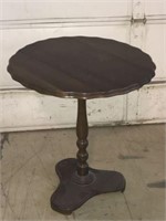 Wooden Drop-Leaf Round Side Table