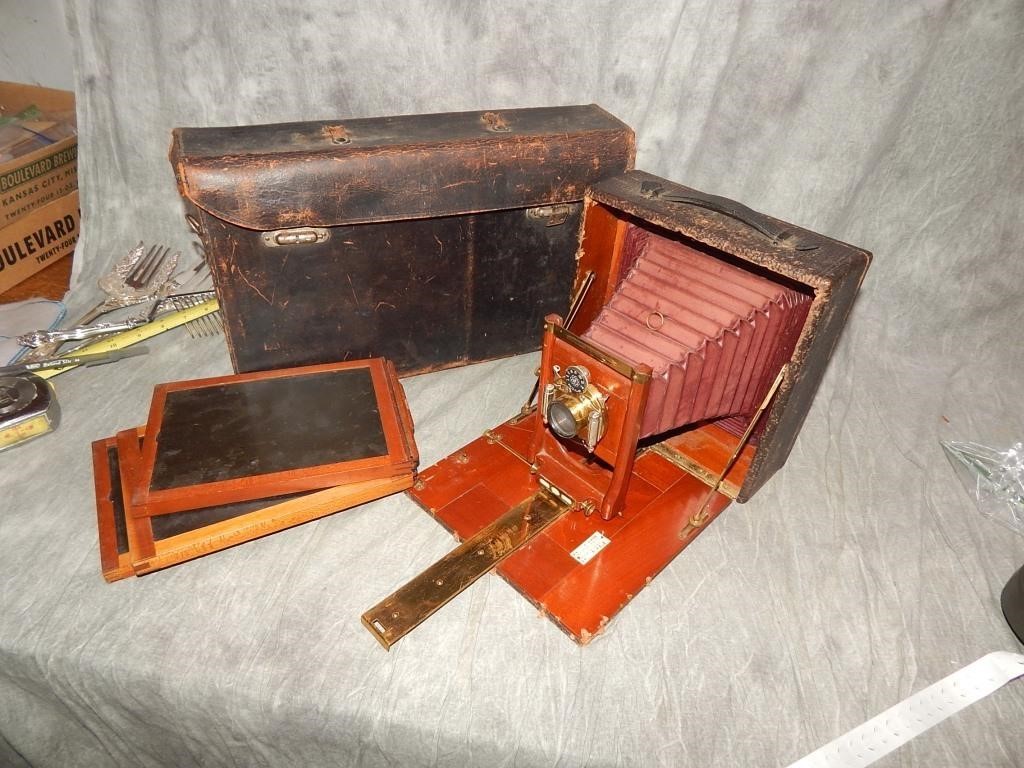May 22nd Antique & Collectible Auction