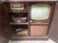 Unique Vintage TV Capehart Series 328