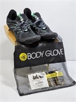LADIES BODY GLOVE WATER SHOES - SIZE 7