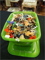 Tub of plastic figures including military