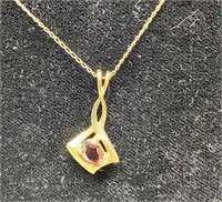 14kt Gold Pendant With Fine Chain