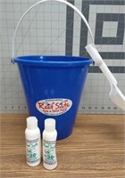 Reef safe bucket and sunscreen