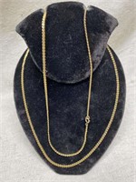 Unmarked Goldtone 36" necklace