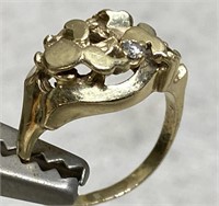 14kt Gold Nugget Ring With Diamond