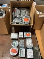 1 LOT BOX ASSORTED HARDWARE INCLUDING PLASTIC