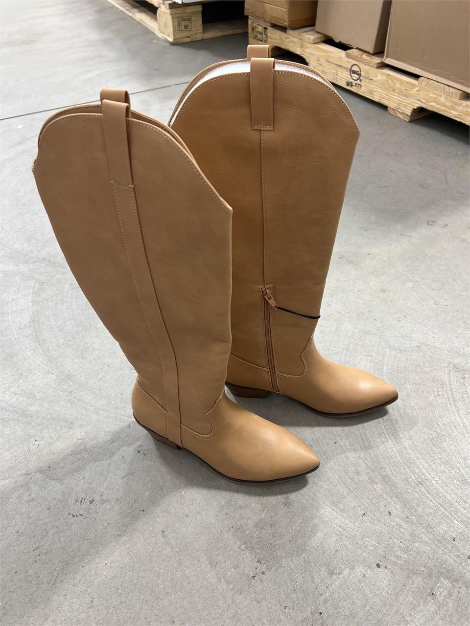 Tan Cowboy Boots Size 8 1/2