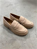 Tan Loafers Size 8