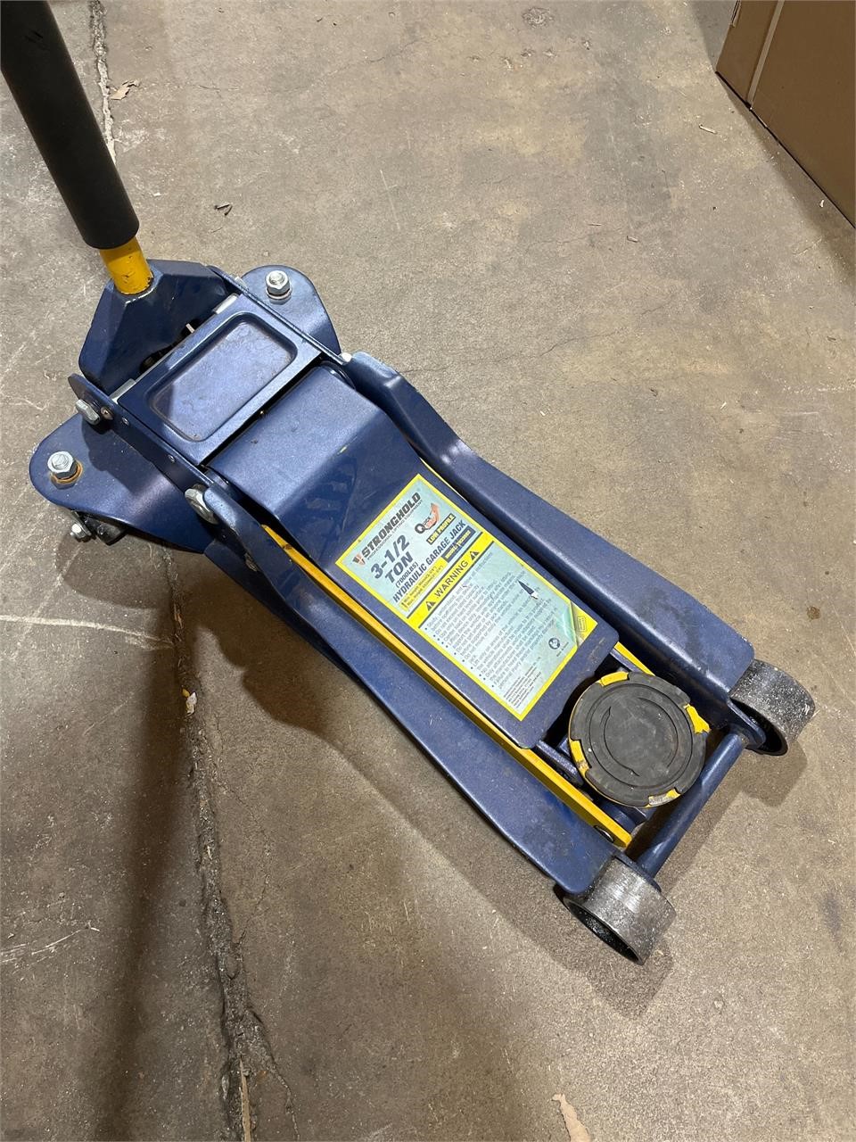 3 1/2 Ton Garage Jack