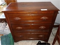 ANTIQUE SMALL CHEST OF DRAWERS