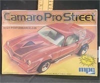 NIB Camaro Pro Street full model kit