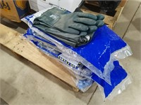 (9) Pair North Chemical Resistant Gloves