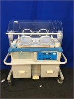 Air-Shields Vickers Isolette C100 Infant Incubator