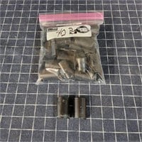 S1 40Pc Metro Shelving lock clips Plastic