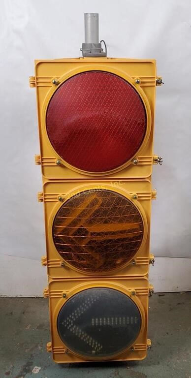 Mccain Traffic Co. Traffic Light Signal