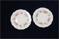 A Pair of Royal Albert Plates "Colleen" Pattern