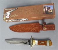 Roy Rogers Bowie knife with sheath in box by