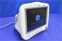 GE Dash 4000 Portable Patient Monitor w/ BP, SpO2,