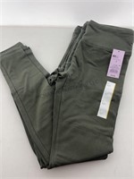 6 NWT deep olive. Size S.