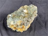 NATURAL FLORITE CRYSTAL FORMATION