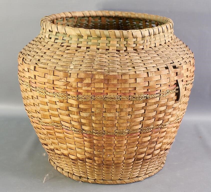 Vintage Circular Basket