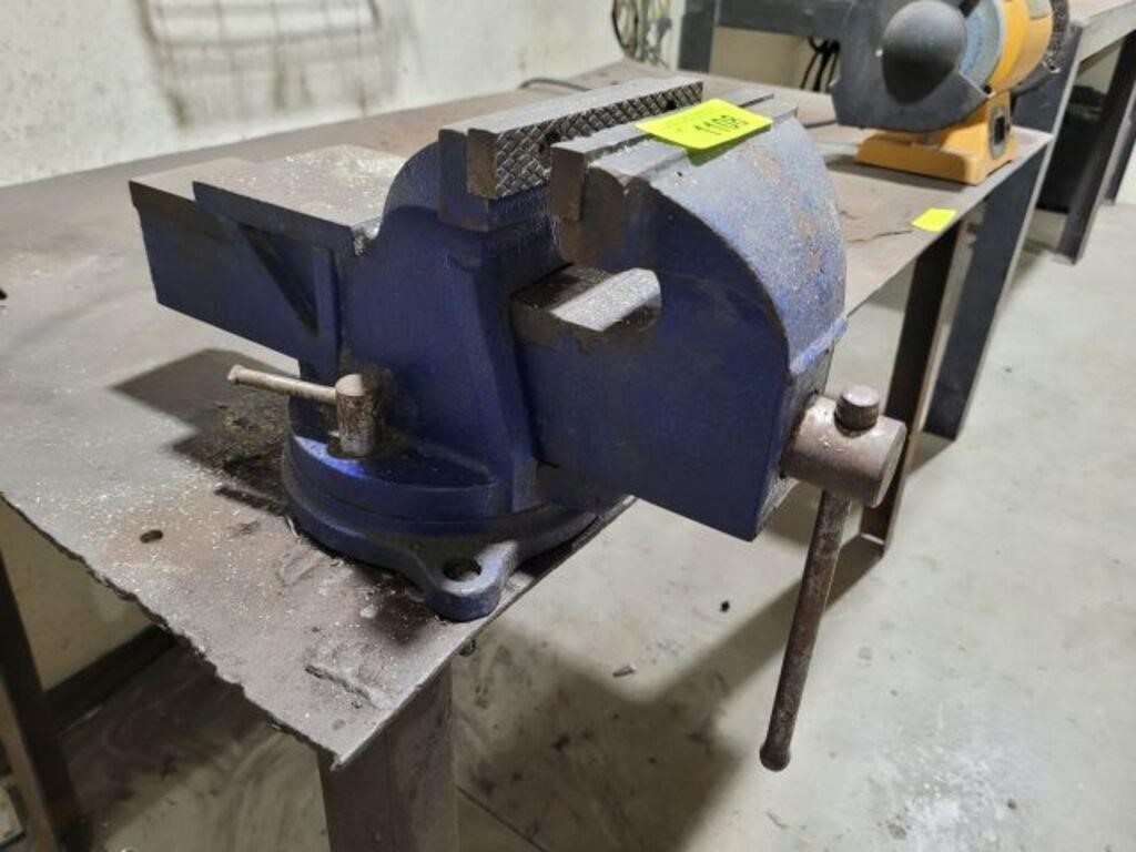 WILTON TABLE VISE