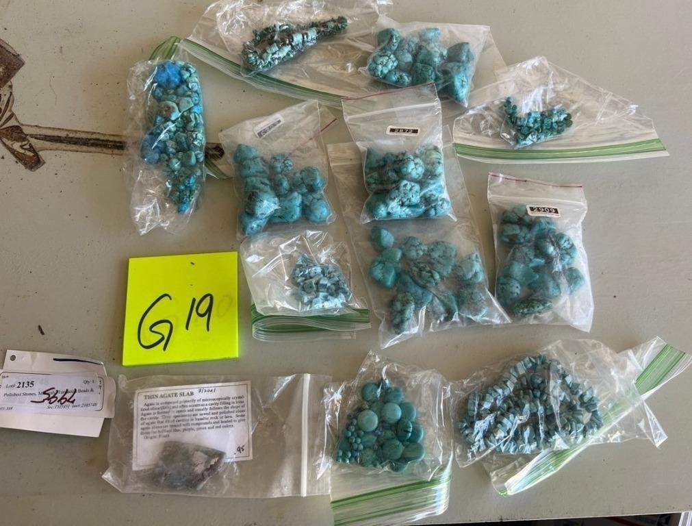 L - LOT OF TURQUOISE BEADS (G19)