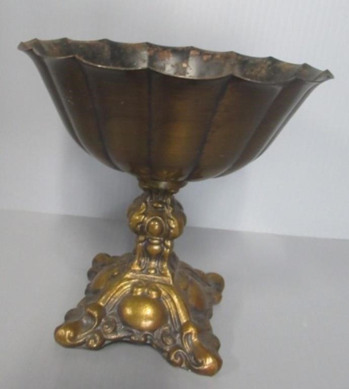 Vintage compote pedestal bowl. Rococo style.