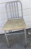 Metal Chair 20”H