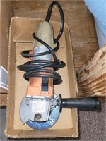 CHICAGO ELECTRIC POWER TOOL 4-1/2" ANGLE GRINDER