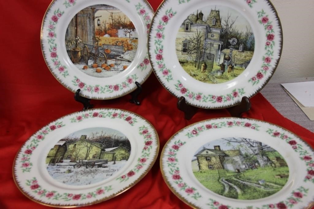 Lot of 4 Vintage Decorative Plates