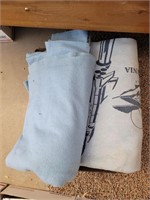 2 PC MOVING BLANKETS, BLUE