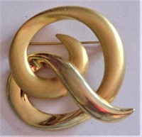 Vtg Lona Gold-Tone Brooch Pin 1 7/8" x 2"