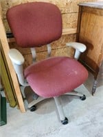 Swivel Office Chair w/arms