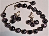 Black Cracked Beads & Matching Screw Back Earrings