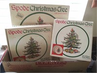 12 PC SPODE CHRISTMAS TREE PLATES, 3 SIZES