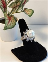 Pearl Gemstone Ring Vintage Estate Piece
